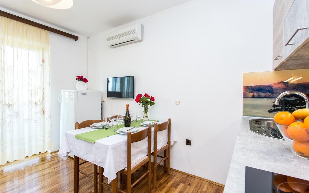 Apartments Lucija 2 Baška Eksteriør billede