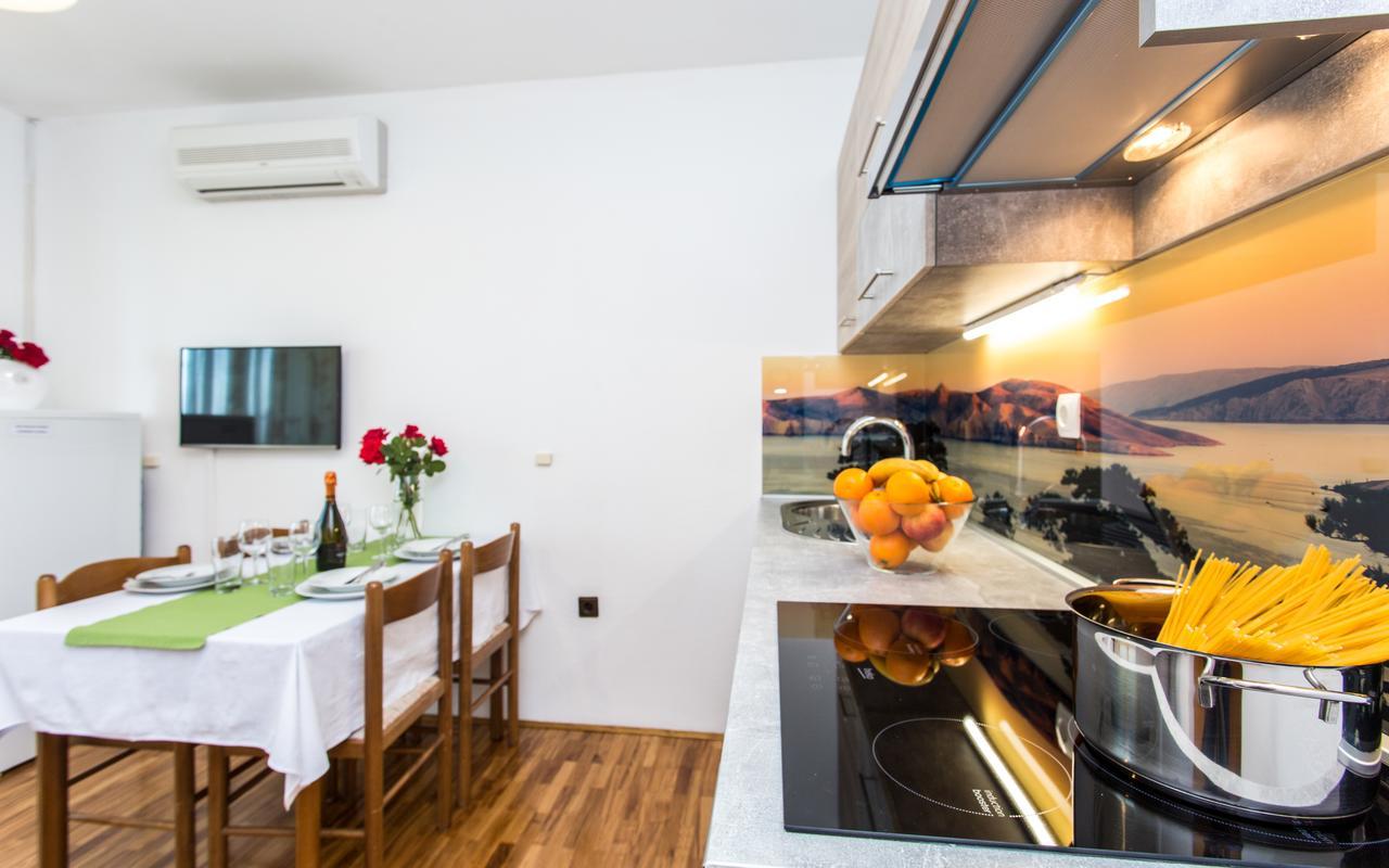 Apartments Lucija 2 Baška Eksteriør billede